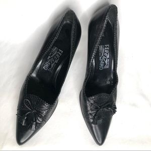 Salvatore Ferragamo Black leather Heels Sz 8.5